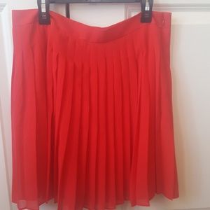 ❤Loft pleated skirt❤